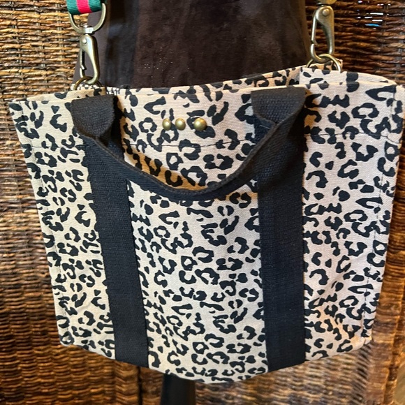 Canvas crossbody bag - Picture 2 of 3